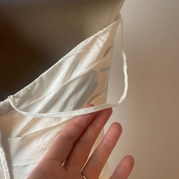 Paloma Blanca Cream Wedding Gown CA05313 (size 4) - Picture 4 of 10